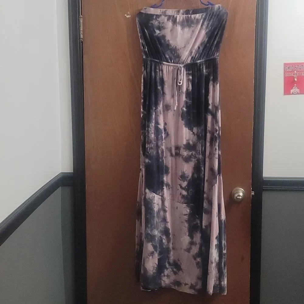 maxi dress - Picture 1 of 7
